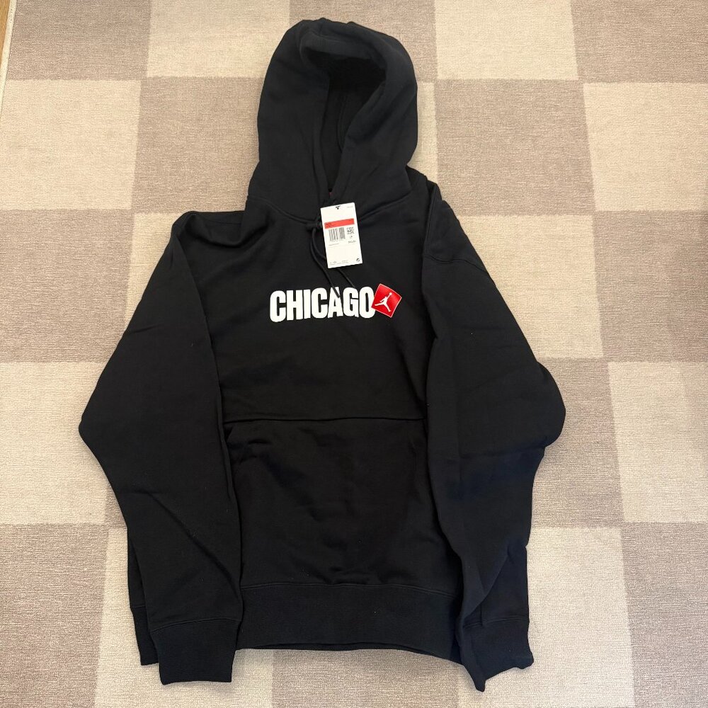 🔥 Nike Air Jordan Chicago Hoodie – NWT 🔥